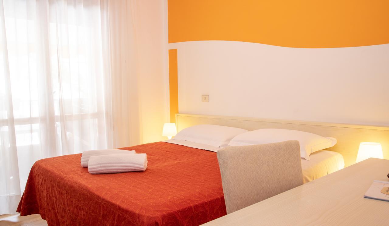 Hotel Nazionale Lido di Jesolo Buitenkant foto